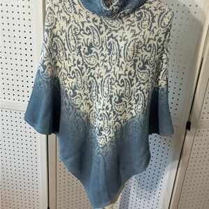 Chico's Textured Blue and Cream Sweater